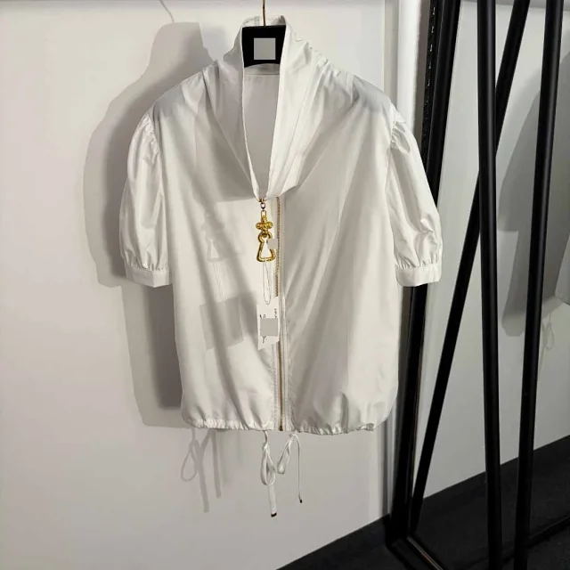 Unbranded Jackets Zip-front drawstring jacket with puff sleeves product detail image 4