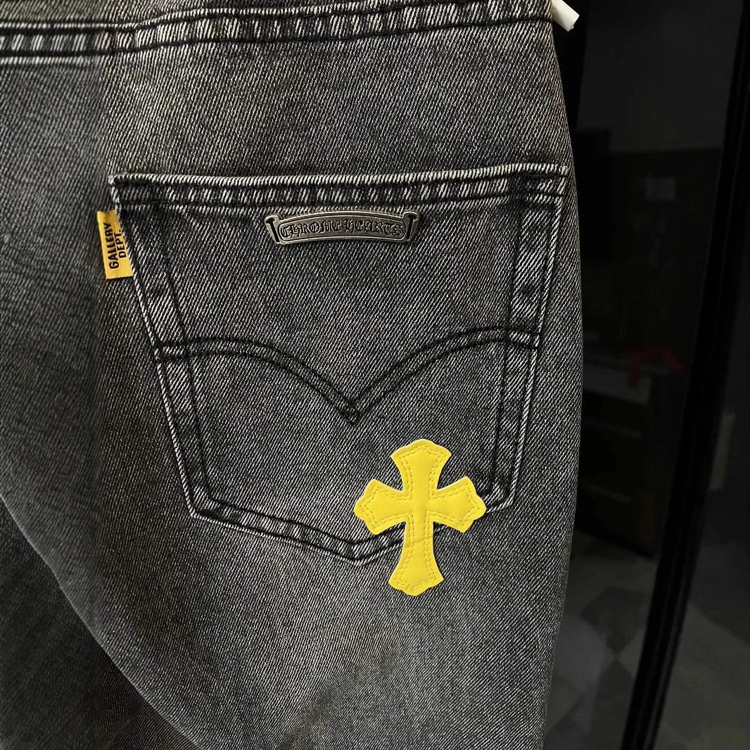 Unbranded Jeans Two-tone washed denim with multicolor cross appliqués and raw hems image 4