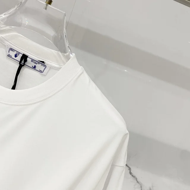 Off-White T-Shirts Short-Sleeve Logo Print product detail image 16