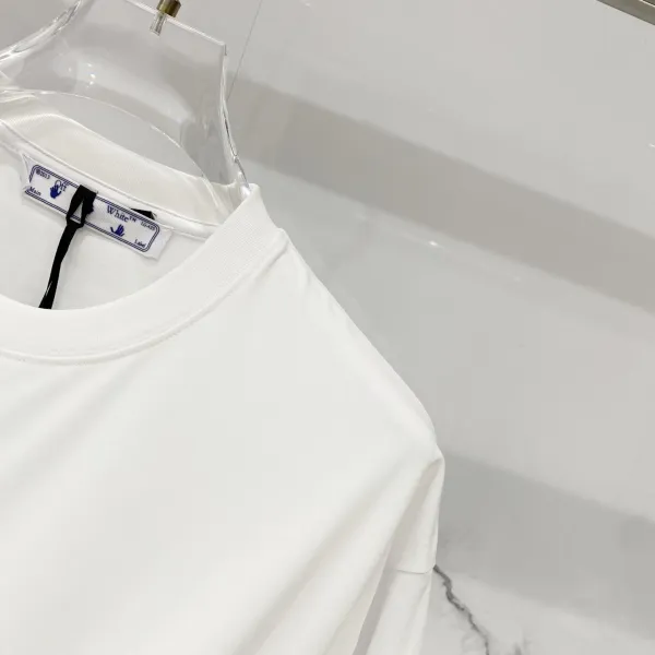 Off-White Arrow Logo T-Shirt Olive Green T-Shirt - 17