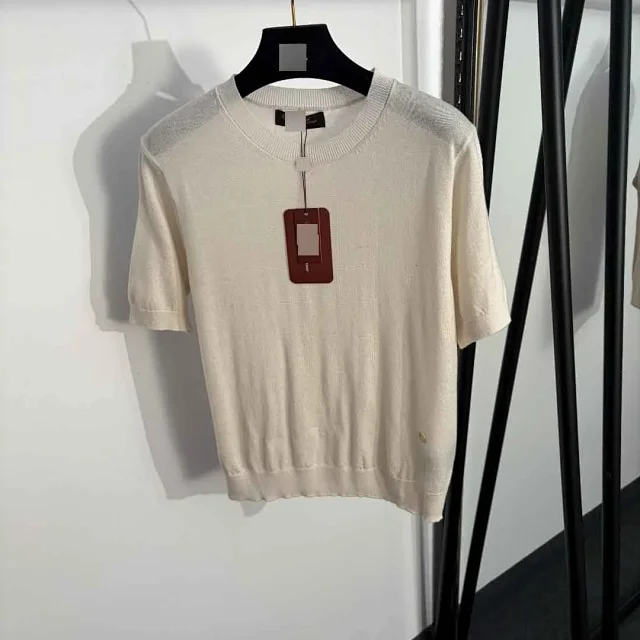 Unbranded Knitwear Short-Sleeve Crewneck Knit Top with Metal Loop Accent product detail image 2