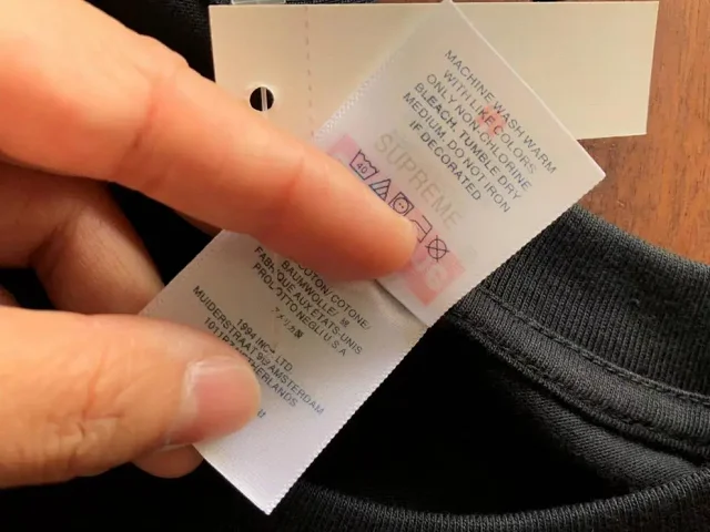 Supreme T-Shirts Short-Sleeve Graphic T-Shirt product detail image 6