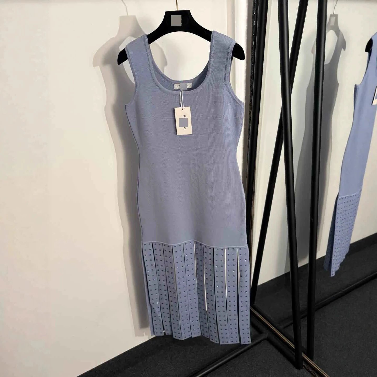 Unbranded Dresses Sleeveless Ribbed Knit Dress with Rhinestone Pleated Hem image 2
