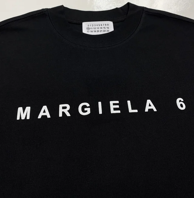 Maison Margiela T-Shirts Long-Sleeve Graphic T-Shirt product detail image 15