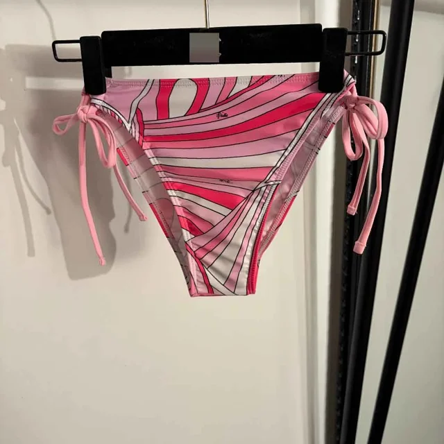 Gucci Swimwear Triangle Bikini Set product detail image 5
