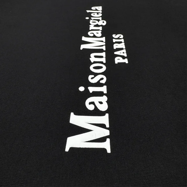 Maison Margiela T-Shirts Long-Sleeve Graphic T-Shirt product detail image 24