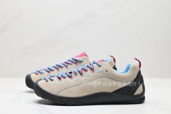 Design Suede Low-Top Sneakers Black Beige - 19