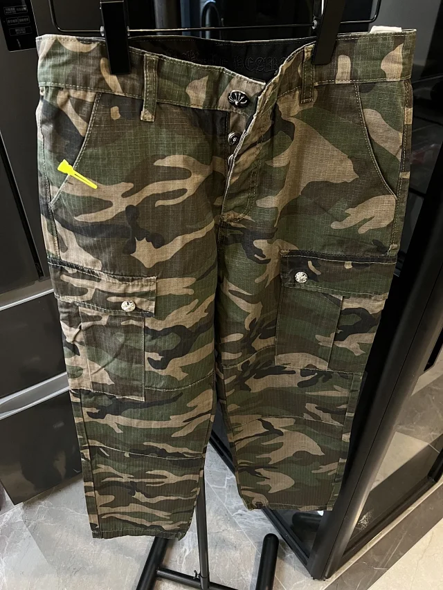 Chrome Hearts Trousers Camouflage multi-pocket cargo product detail image 5