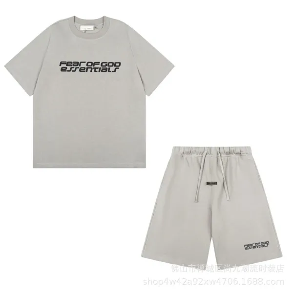 Fear of God Essentials Logo Print Heather Gray T-Shirt - 34