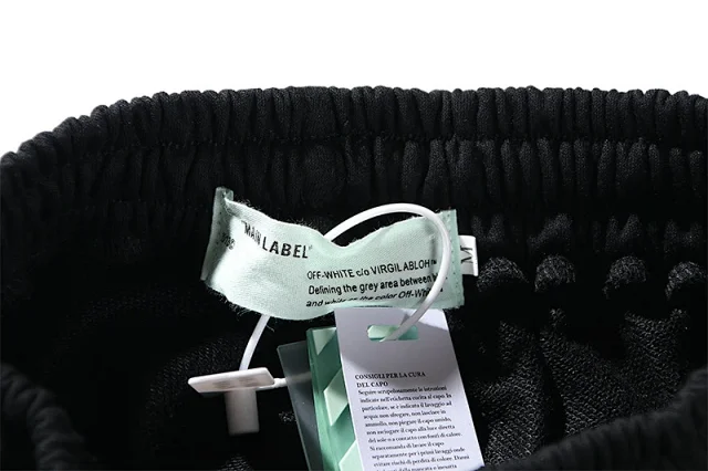 Off-White Shorts Drawstring graphic-print product detail image 34