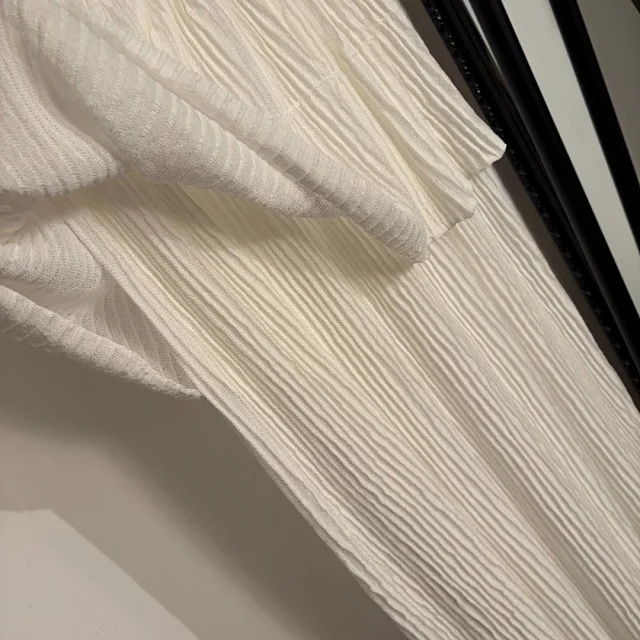 Miu Skirts Layered Pleated Midi Skirt product detail image 8