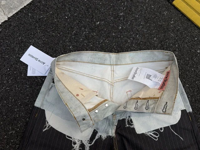 Unbranded Jeans Loose-fit printed with button details product detail image 9