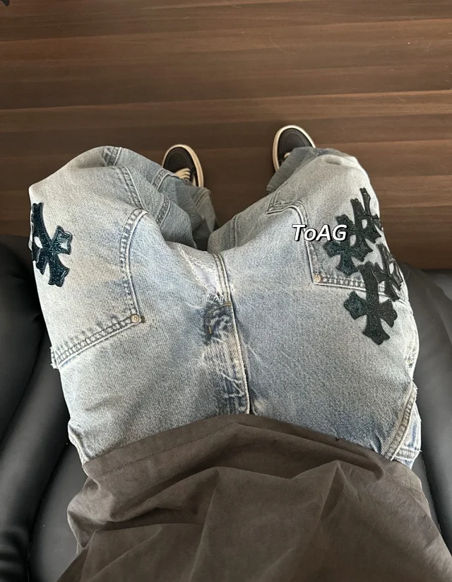 Unbranded Jeans Light-wash carpenter with cross appliqués product detail image 5