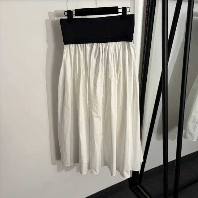 Polo Ralph Lauren Skirts Color-Block High-Waisted Midi Skirt with Embroidered Pony product detail image 3
