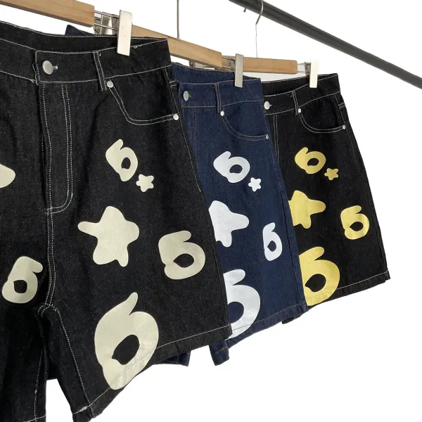 Design Denim Shorts with Silver Numeric and Star Print - 7