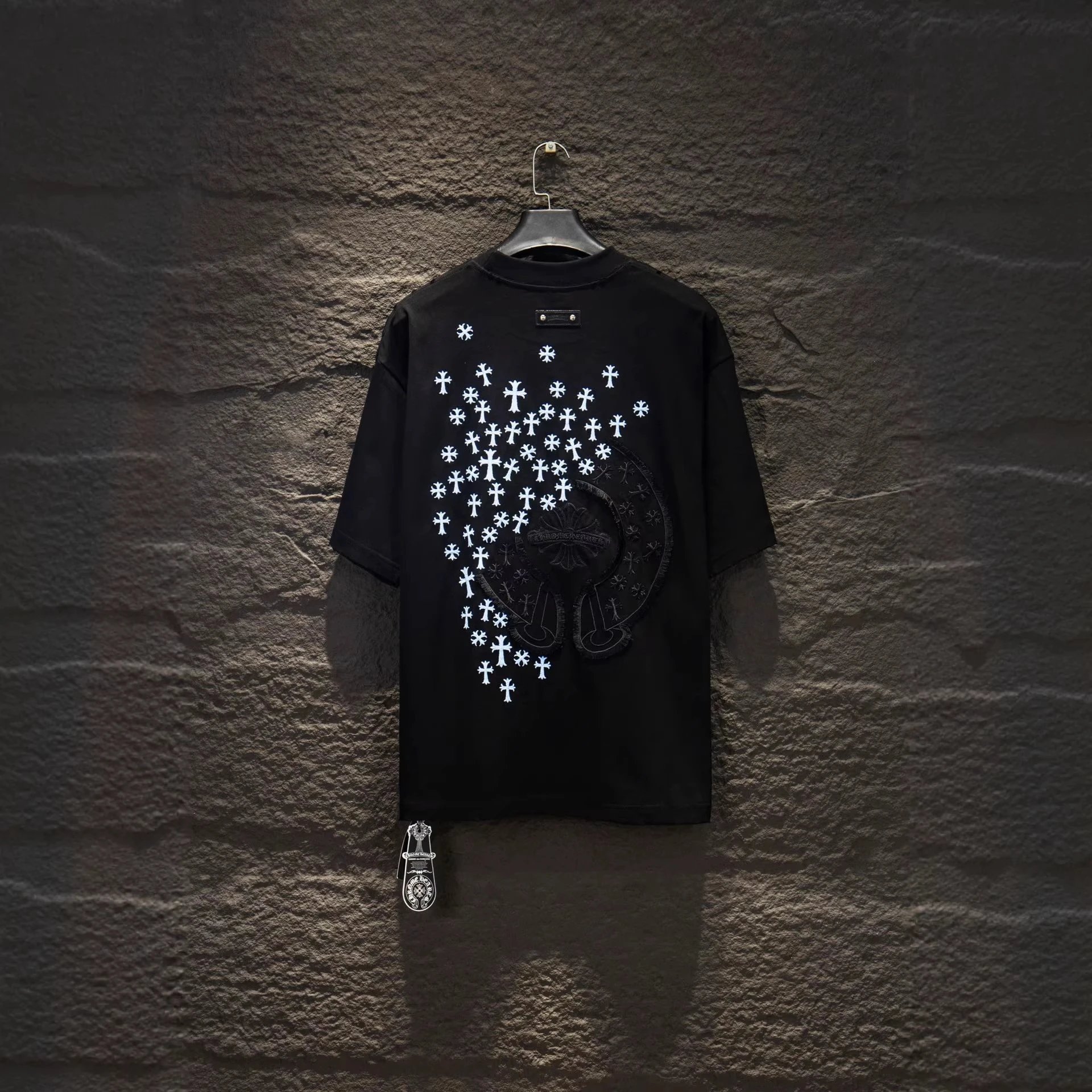 Chrome Hearts T-Shirts Embroidered Cross Motif Short-Sleeve T-Shirt image 2
