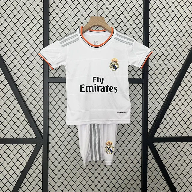 Real Madrid Football Jerseys Kids Jersey and Shorts Set product detail image 5