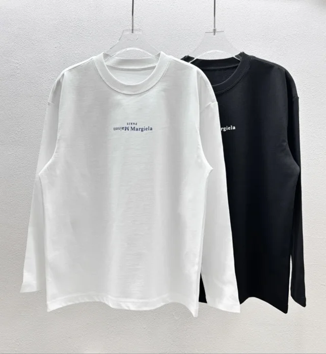 Maison Margiela T-Shirts Long-Sleeve Graphic T-Shirt product detail image 16