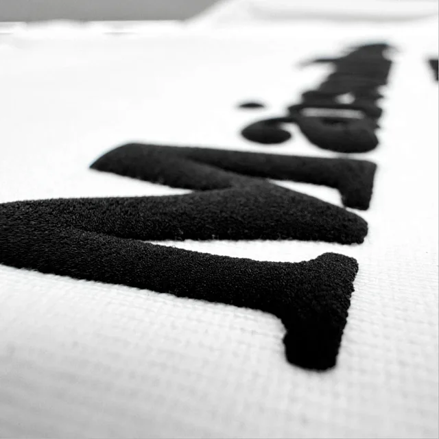 Maison Margiela T-Shirts Long-Sleeve Graphic T-Shirt product detail image 23