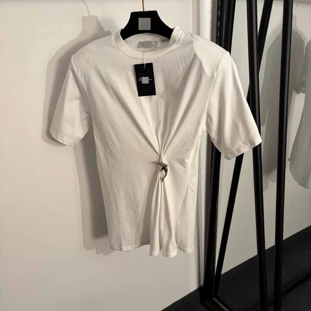 Unbranded T-Shirts Shark-pin gathered front short-sleeve T-shirt product detail image 2
