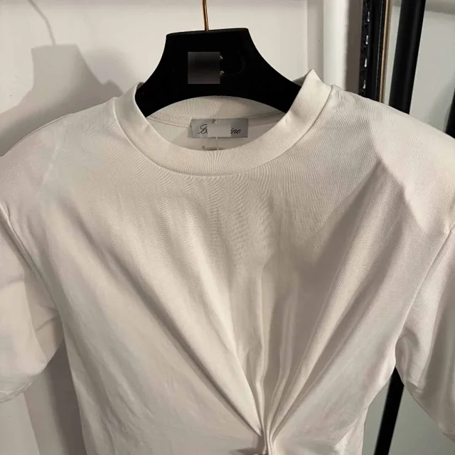 Unbranded T-Shirts Shark-pin gathered front short-sleeve T-shirt product detail image 4
