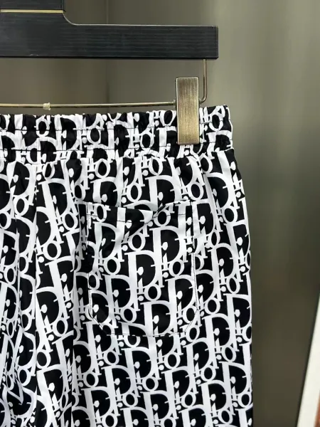 Dior Oblique Print Swim Shorts White / Black - 14