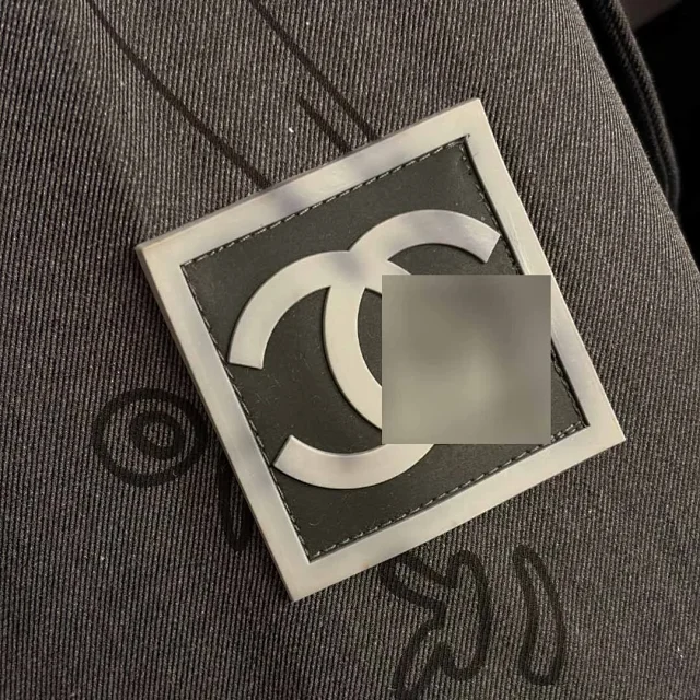 Chanel Vests Double-Breasted Graffiti Print Vest product detail image 6