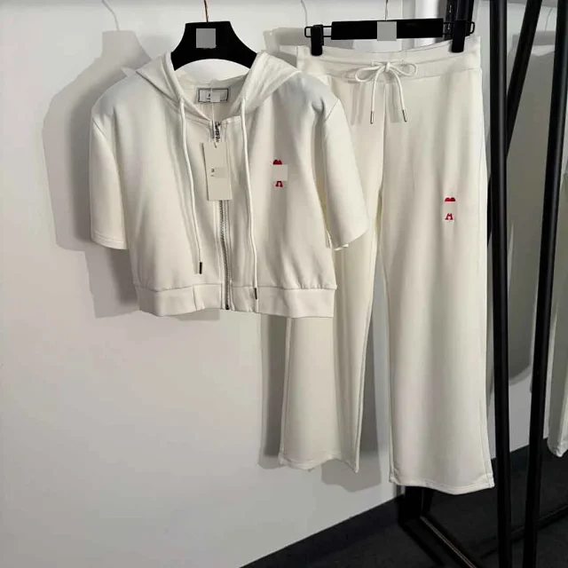 Unbranded Tracksuits Short-Sleeve Hooded Zip Jacket and Wide-Leg Trousers Set with Red Heart Embroidery product detail image 2