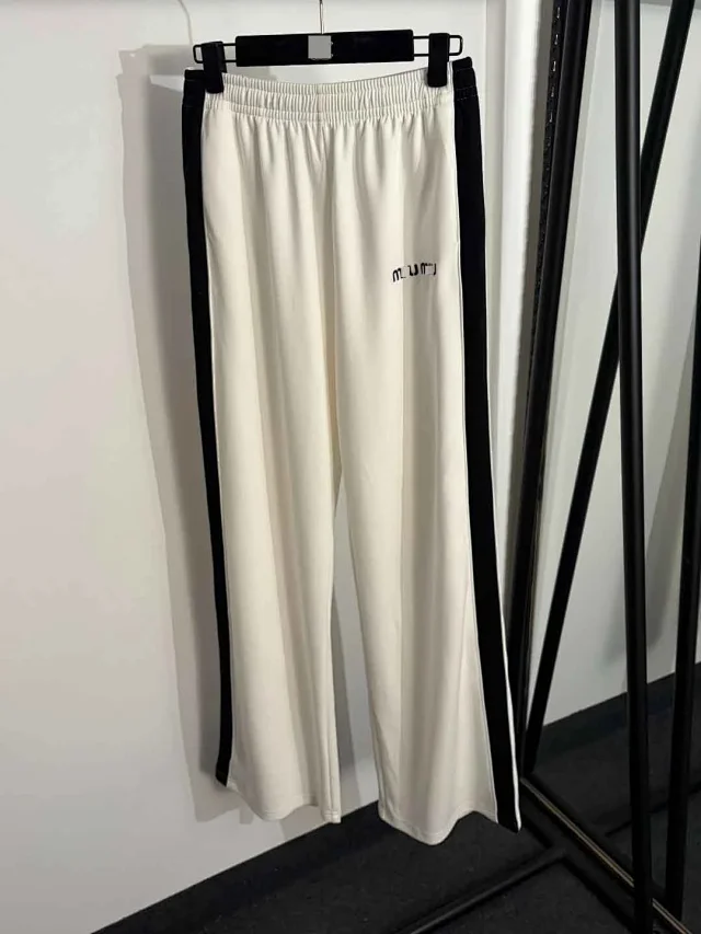 Miu Tracksuits Short-Sleeve Polo and Elastic-Waist Wide-Leg Pants with Contrast Side Stripes product detail image 5