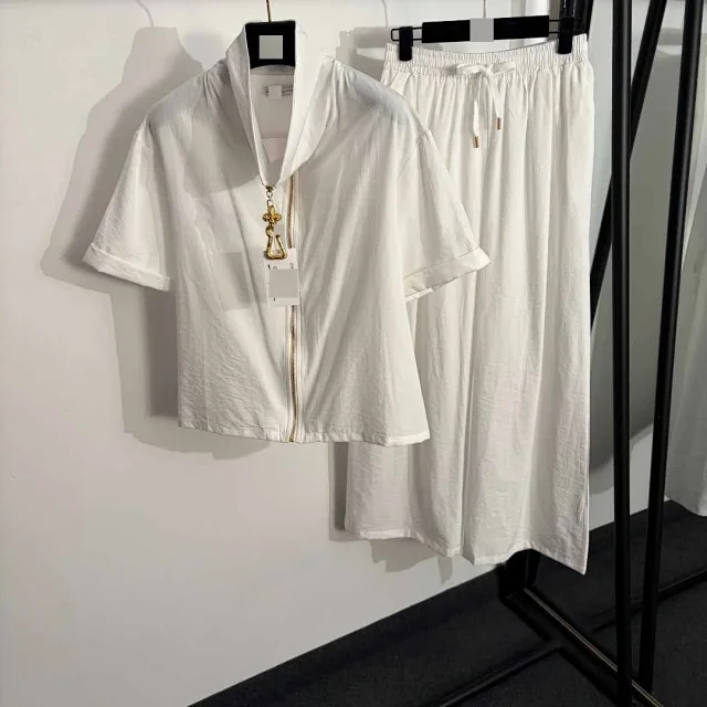 Unbranded Matching Sets Short-Sleeve Zip Shirt and Wide-Leg Trousers Set product detail image 2