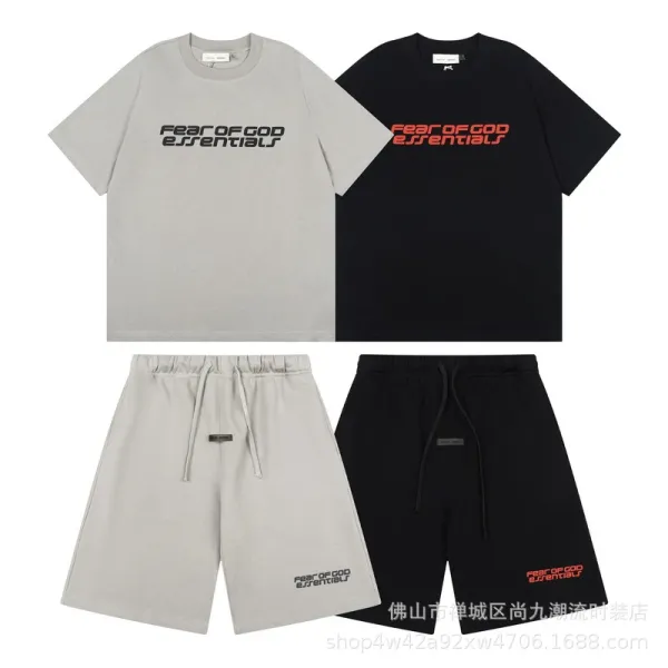 Fear of God Essentials Logo Print Heather Gray T-Shirt - 33