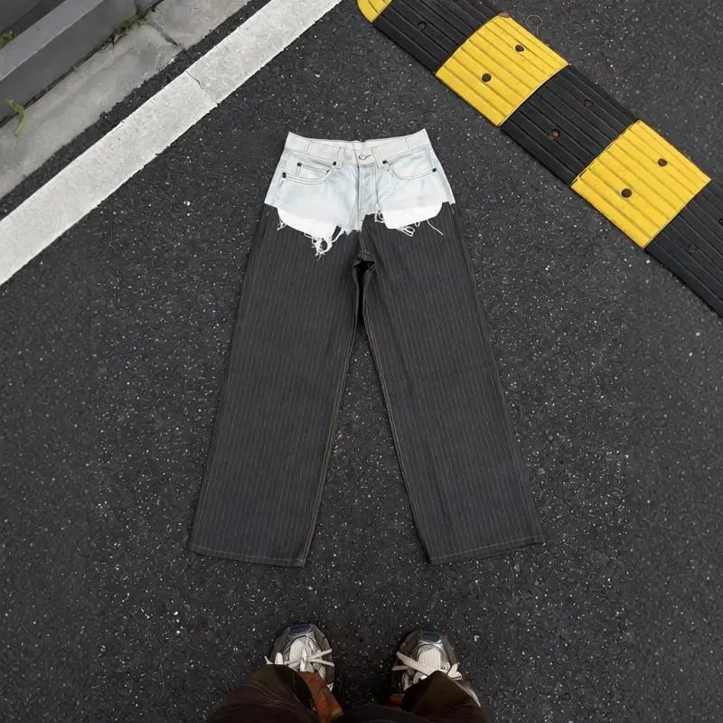 Unbranded Jeans Loose-fit printed with button details image 5