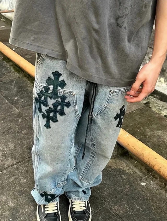 Unbranded Jeans Light-wash carpenter with cross appliqués product detail image 4