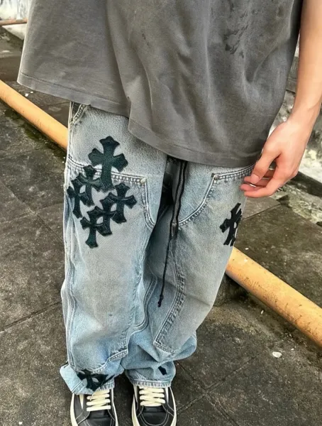 Chrome Hearts Cross-Embellished Cargo Jeans Light Wash - 6