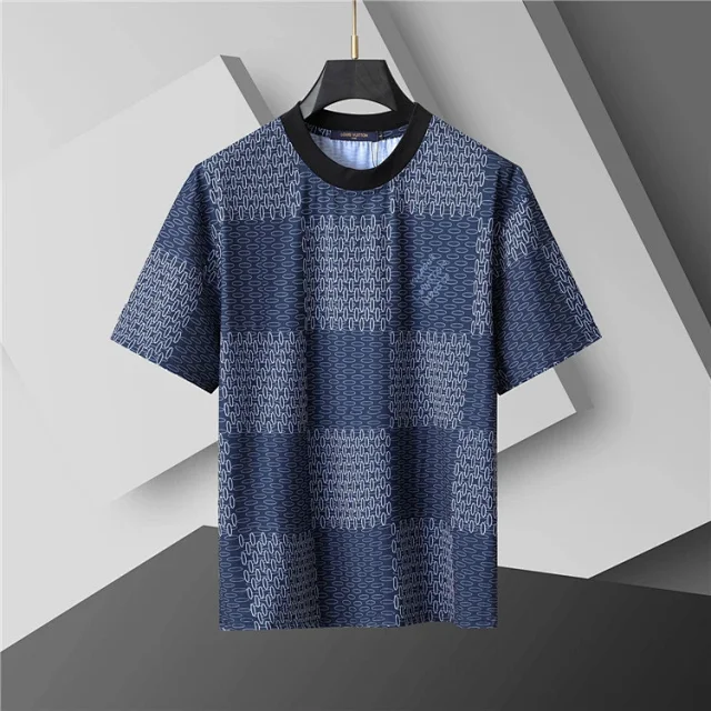 Louis Vuitton T-Shirts Short-Sleeve Crew-Neck Logo-Print T-Shirt product detail image 8