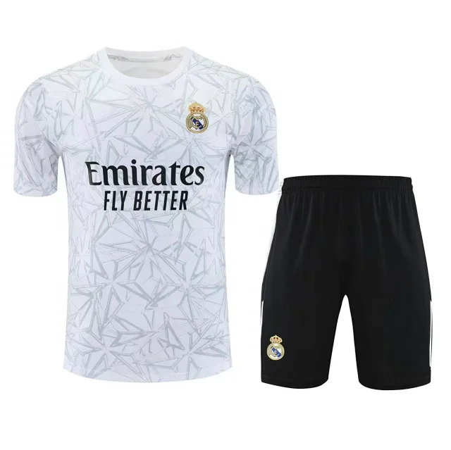 Real Madrid Matching Sets Football shirt and shorts set product detail image 8