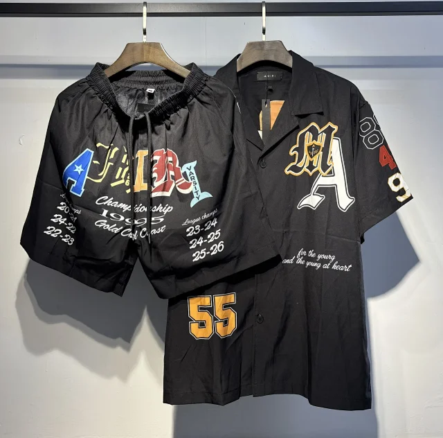 AMIRI Shorts Varsity Graphic Print product detail image 5