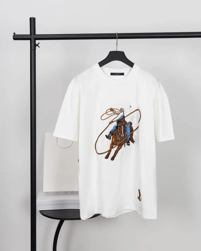 Louis Vuitton T-Shirts Short-Sleeve Graphic Print T-Shirt product detail image 42