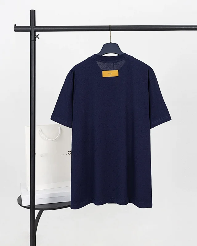 Louis Vuitton T-Shirts Short-Sleeve Graphic Print T-Shirt product detail image 11