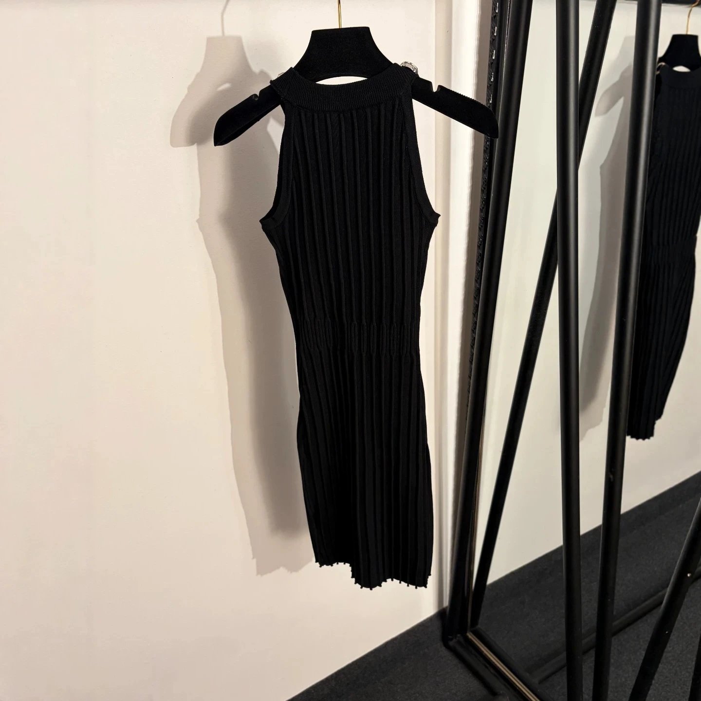 Miu Dresses Sleeveless ribbed knit dress with crystal-embellished neckline image 3