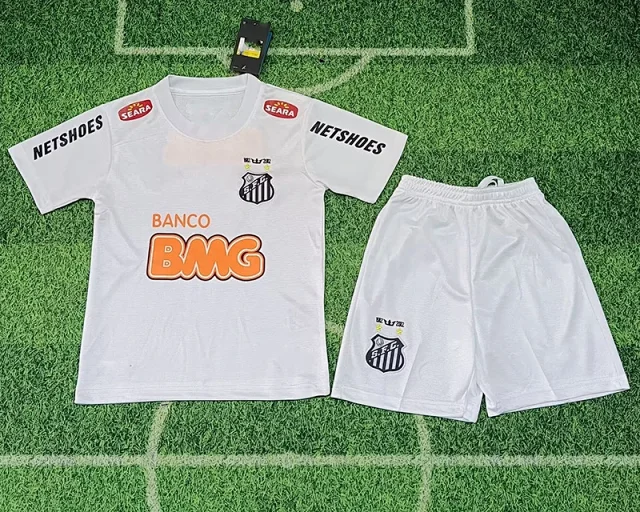 Real Madrid Football Jerseys Kids Jersey and Shorts Set product detail image 6