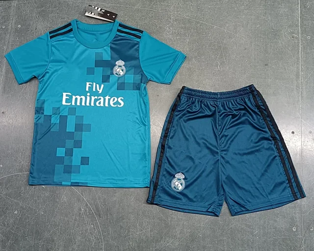 Real Madrid Football Jerseys Kids Jersey and Shorts Set product detail image 30