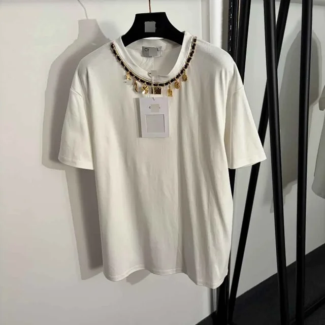Chanel T-Shirts Short-Sleeve Chain Charm Collar T-Shirt product detail image 2