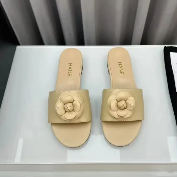 HANE Floral Embellished Slide Sandals White Slippers - 14