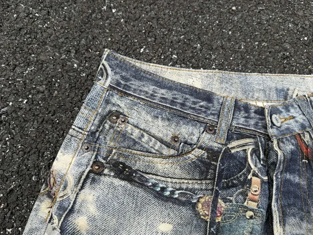 Vance Studios Jeans Wide-Leg Distressed Chain-Embellished product detail image 18