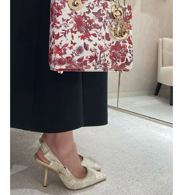 Dior High Heels J'Adior embroidered pointed-toe slingback pumps product detail image 2