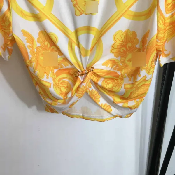 Versace Baroque Print Knotted Cropped T-Shirt Yellow White - 6