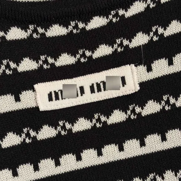 Miu Miu Knit Set Black and White Geometric Pattern Two-Piece Set - 8