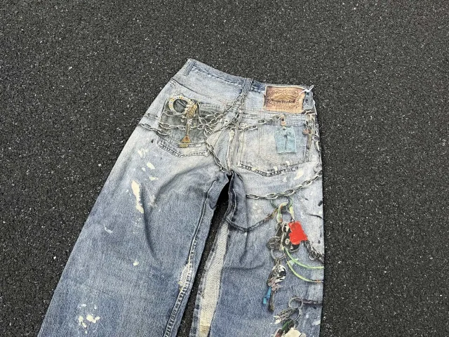Vance Studios Jeans Wide-Leg Distressed Chain-Embellished product detail image 13