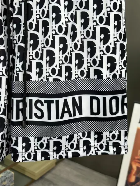 Dior Oblique Print Swim Shorts White / Black - 16